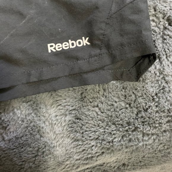 Reebok Shorts - Picture 3 of 4